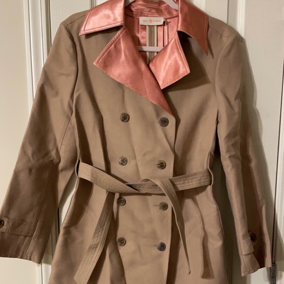 Trench Coat - Picture 1 of 3